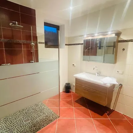 Διαμέρισμα Natursport Heutal Ski-in & Ski-out Unken