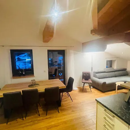 Natursport Heutal Ski-in & Ski-out * Unken