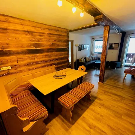 Natursport Heutal Ski-in & Ski-out Апартаменты Ункен