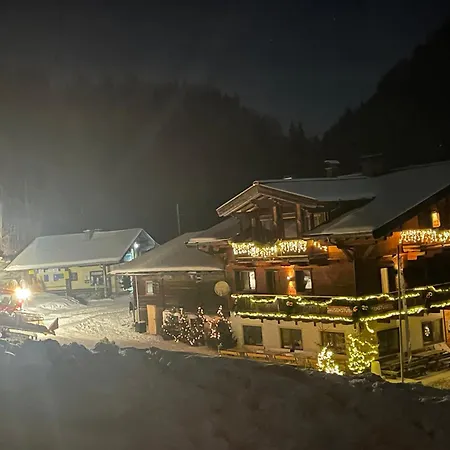 Natursport Heutal Ski-in & Ski-out *