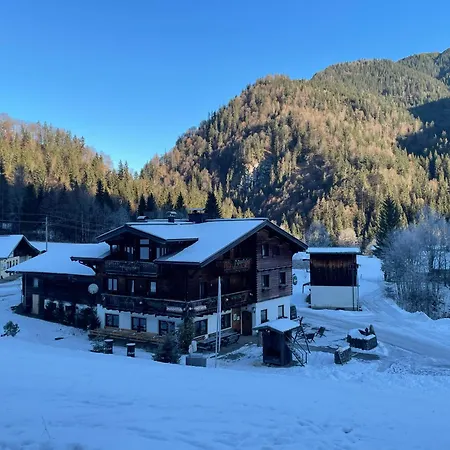 アパート Natursport Heutal Ski-in & Ski-out