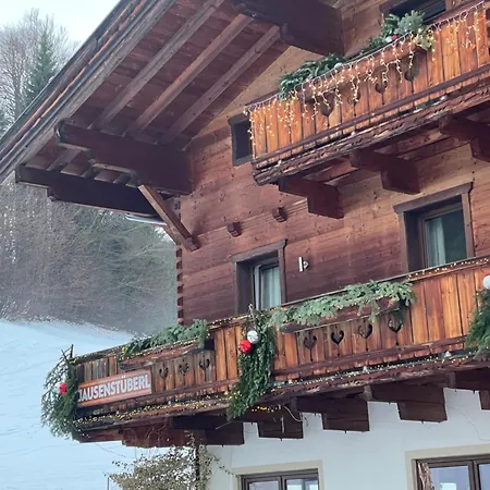 Natursport Heutal Ski-in & Ski-out ウンケン